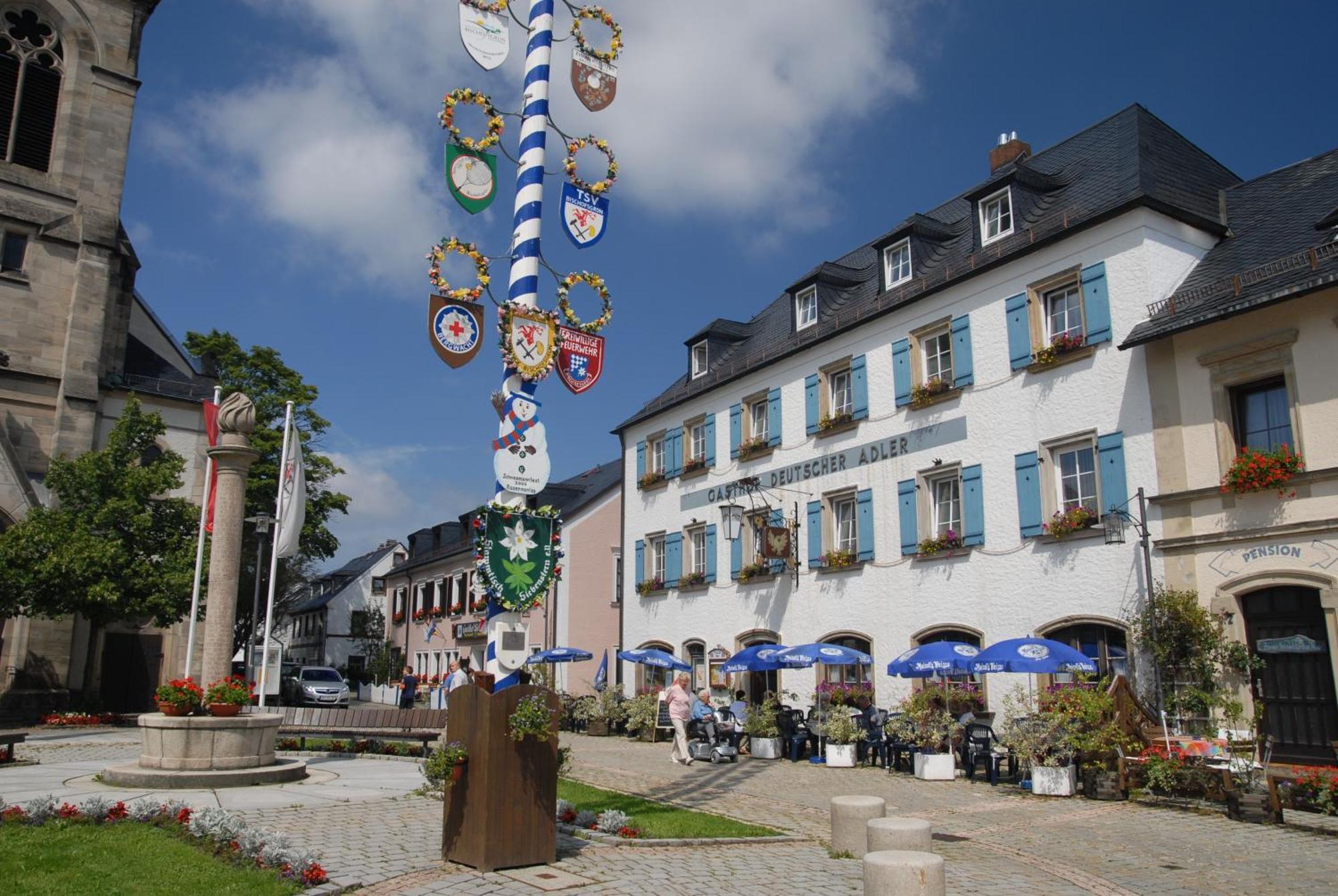 Gasthof Deutscher Adler Und Hotel Puchtler Бішофсґрюн Екстер'єр фото