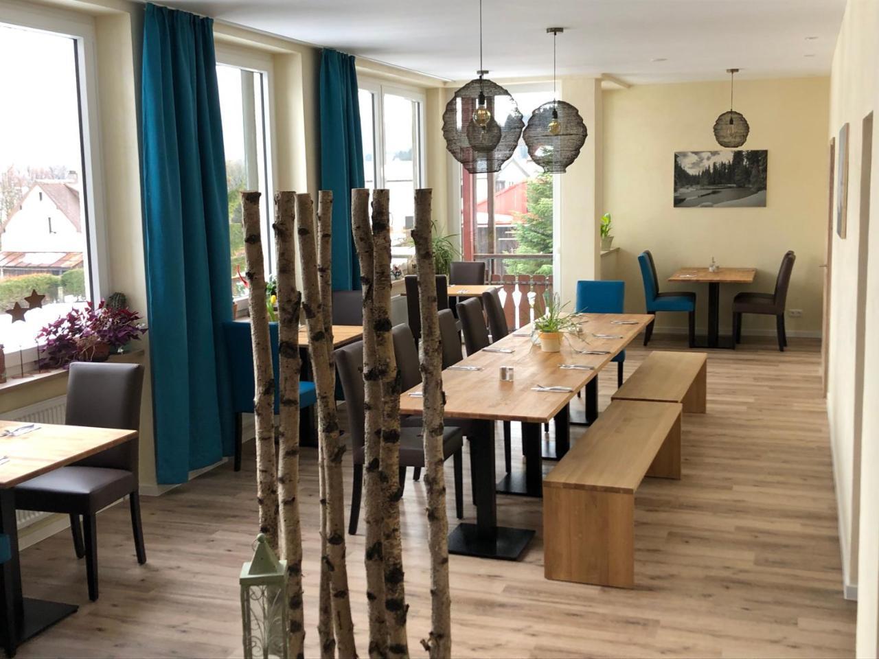 Gasthof Deutscher Adler Und Hotel Puchtler Бішофсґрюн Екстер'єр фото